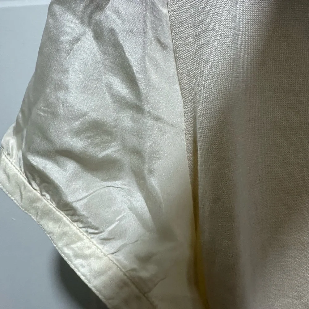 Burberry London Y2K Women's Silk Blend Cream Button-Up Top Size 44 M/L - Picture 6 of 7